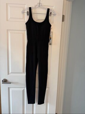 Vuori Black Heather Halo Essential Jumpsuit